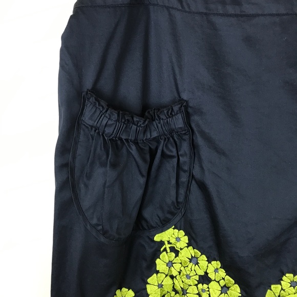 Eshakti Blck Smocked Floral Embroidery Mini Skirt - Picture 3 of 6